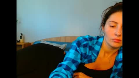 Snapshot of irina9793 chatting on October 15, 9:10 am irina online show from October 15, 9:10 am