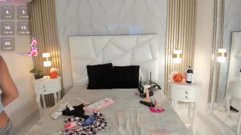 Iri  online show from October 17, 7:51 pm