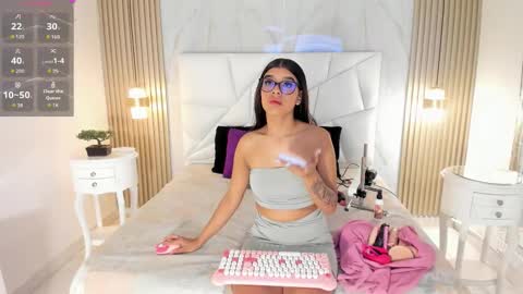 Iri  online show from September 26, 7:55 pm
