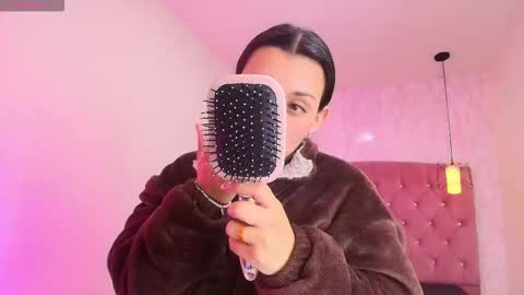 Snapshot of iris_77 chatting on October 20, 6:46 pm iris_77 online show from October 20, 6:46 pm