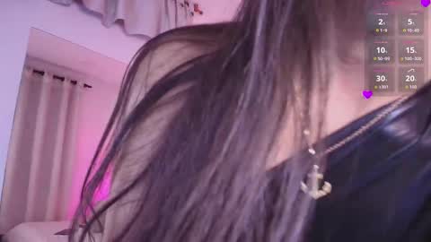 Queen Iris online show from December 2, 10:41 pm