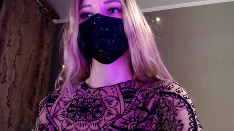 Lily online show from March 26, 6:13 pm