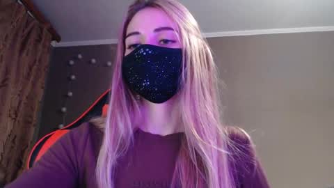 Lily online show from October 22, 5:47 pm