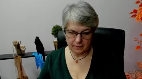 I R I S online show from February 14, 8:21 am