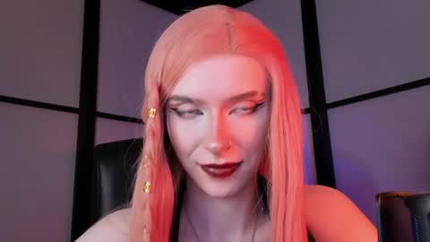 Snapshot of irisice chatting on December 5, 1:01 pm Miss Iris Fansly Miss Iris new inst. online show from December 5, 1:01 pm