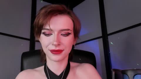 Snapshot of irisice chatting on December 13, 4:27 pm Miss Iris Fansly Miss Iris new inst. online show from December 13, 4:27 pm