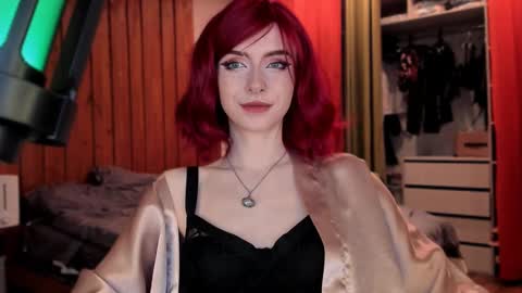 Snapshot of irisice chatting on March 6, 10:52 am Miss Iris Fansly Miss Iris new inst. online show from March 6, 10:52 am