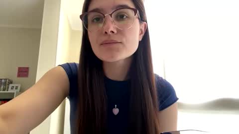 irisss31 online show from May 30, 3:54 pm