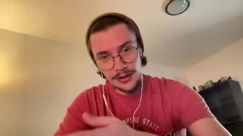 Sam online show from April 13, 7:40 pm