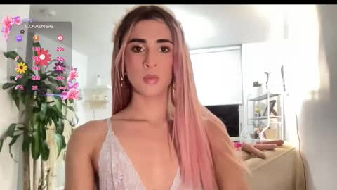 Isa  online show from November 26, 5:05 am