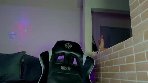 isa_hotwife online show from November 18, 8:12 pm