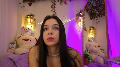 Isabella        online show from February 19, 1:16 am