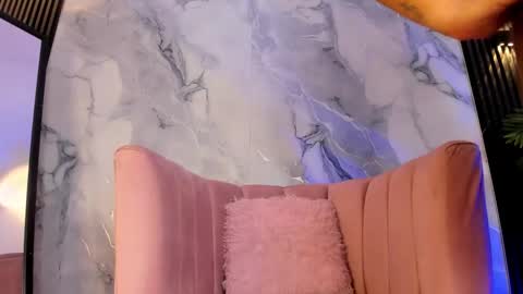 Isaa online show from January 14, 1:41 pm