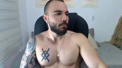 Isaac carter online show from November 26, 11:18 am