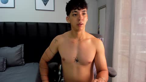 Snapshot of isaac_cryston chatting on March 3, 8:54 pm isaac_cryston online show from March 3, 8:54 pm