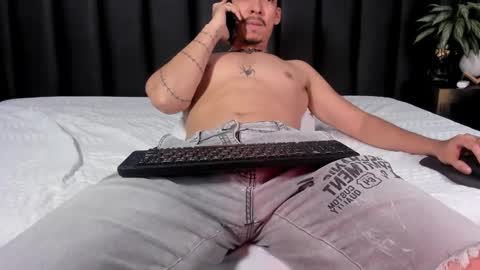 isaac_cryston online show from January 12, 10:06 pm