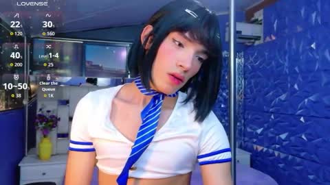 isaacnova online show from May 23, 7:54 pm
