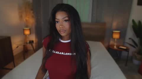 Isaa Coleman online show from February 16, 9:02 pm