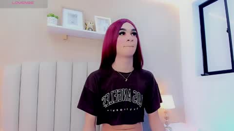 isabel_palmer online show from May 19, 7:21 pm