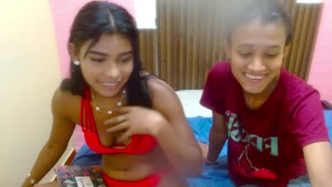 I AM ISABEL online show from December 4, 7:35 pm