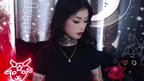    online show from February 10, 8:42 pm