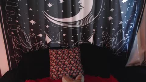    online show from January 15, 9:20 pm