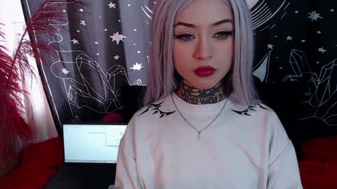    online show from February 6, 9:06 pm