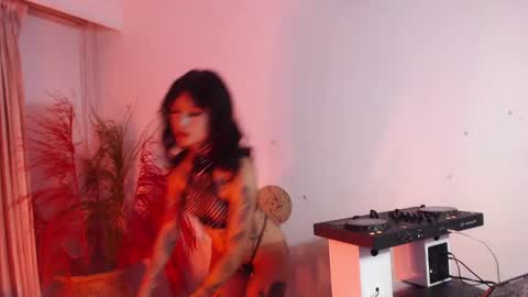    online show from January 17, 11:51 pm