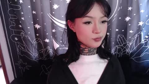    online show from January 23, 8:13 pm