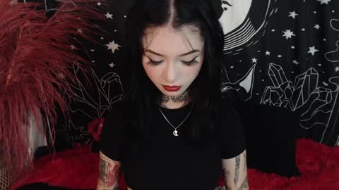    online show from February 5, 11:28 pm