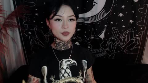    online show from January 30, 11:24 pm