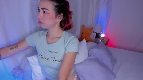 isabella online show from February 16, 4:49 pm