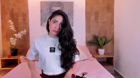 isabella_winkler online show from February 9, 11:25 am