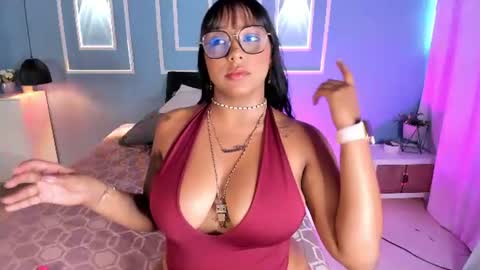 isabella zc online show from June 17, 1:38 pm