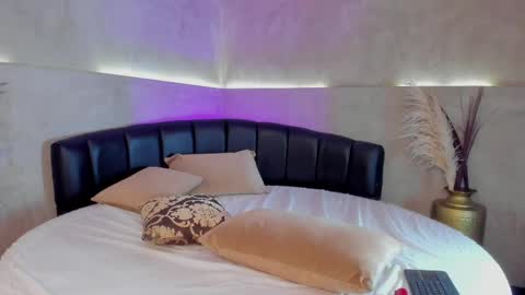 Snapshot of isabellaa_palacios chatting on September 17, 4:32 pm isabellaa_palacios online show from September 17, 4:32 pm