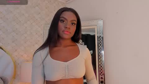 Snapshot of isabellabroms21 chatting on November 2, 4:34 am v online show from November 2, 4:34 am