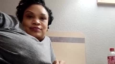 Isabella online show from February 23, 8:05 am