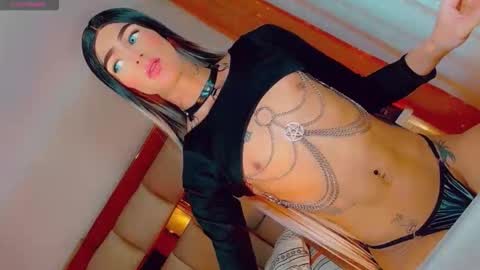 isabellagirs online show from September 9, 6:46 am