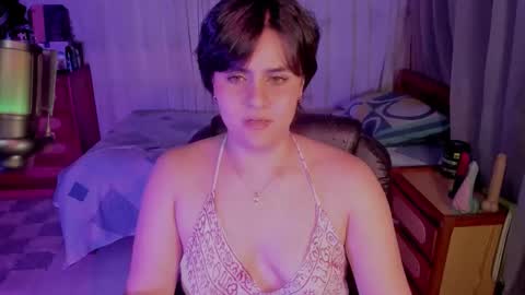 Isabella online show from June 6, 4:40 am