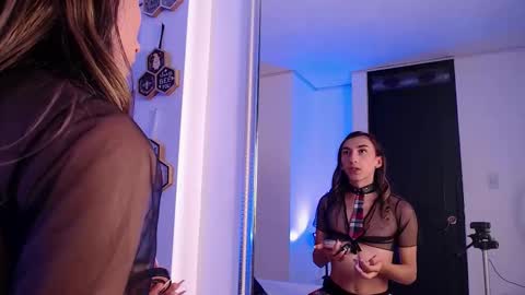 Isabelle Daza online show from March 24, 12:22 pm