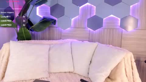    online show from June 15, 3:53 am