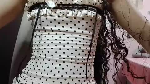 isatgirl online show from September 18, 7:23 am