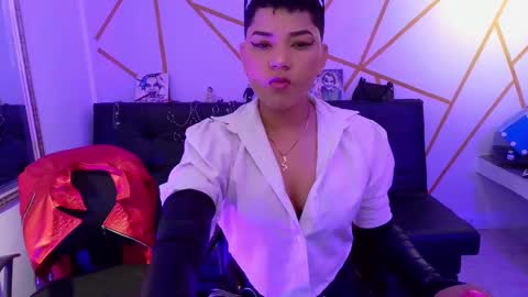 Snapshot of ise_lunny chatting on September 11, 11:39 pm isabela online show from September 11, 11:39 pm