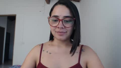 Emma online show from November 6, 7:06 pm