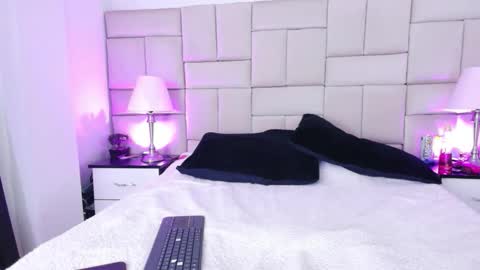 Pauli online show from May 21, 11:22 pm