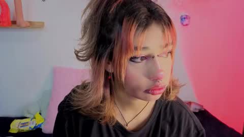 Isisjones18 online show from November 14, 11:34 am