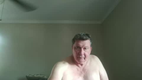Snapshot of island625103 chatting on September 14, 4:19 pm island625103 online show from September 14, 4:19 pm