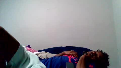 islandmaker online show from November 12, 6:27 am