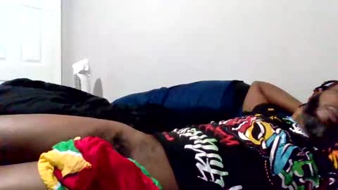 islandmaker online show from September 18, 6:45 pm