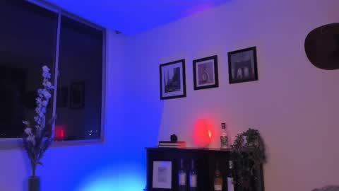 Julyane online show from February 24, 11:52 pm